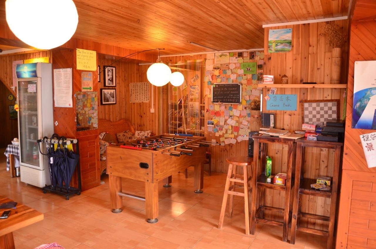 Dragon'S Den Hostel 竜勝 エクステリア 写真