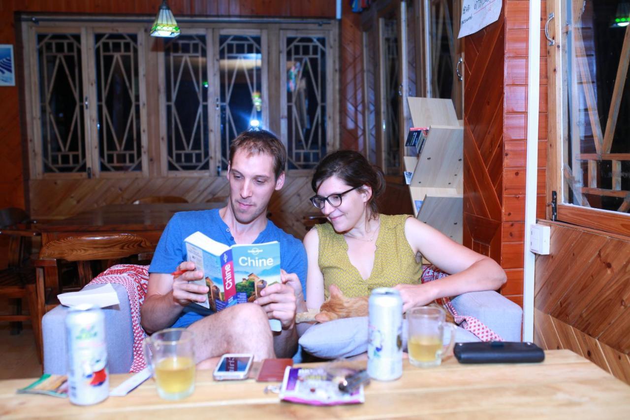 Dragon'S Den Hostel 竜勝 エクステリア 写真