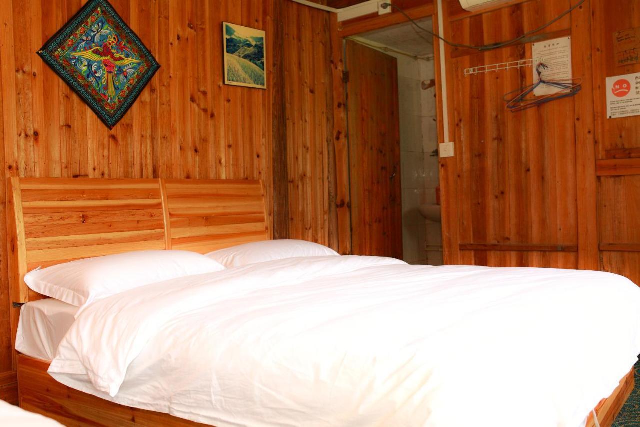 Dragon'S Den Hostel 竜勝 エクステリア 写真