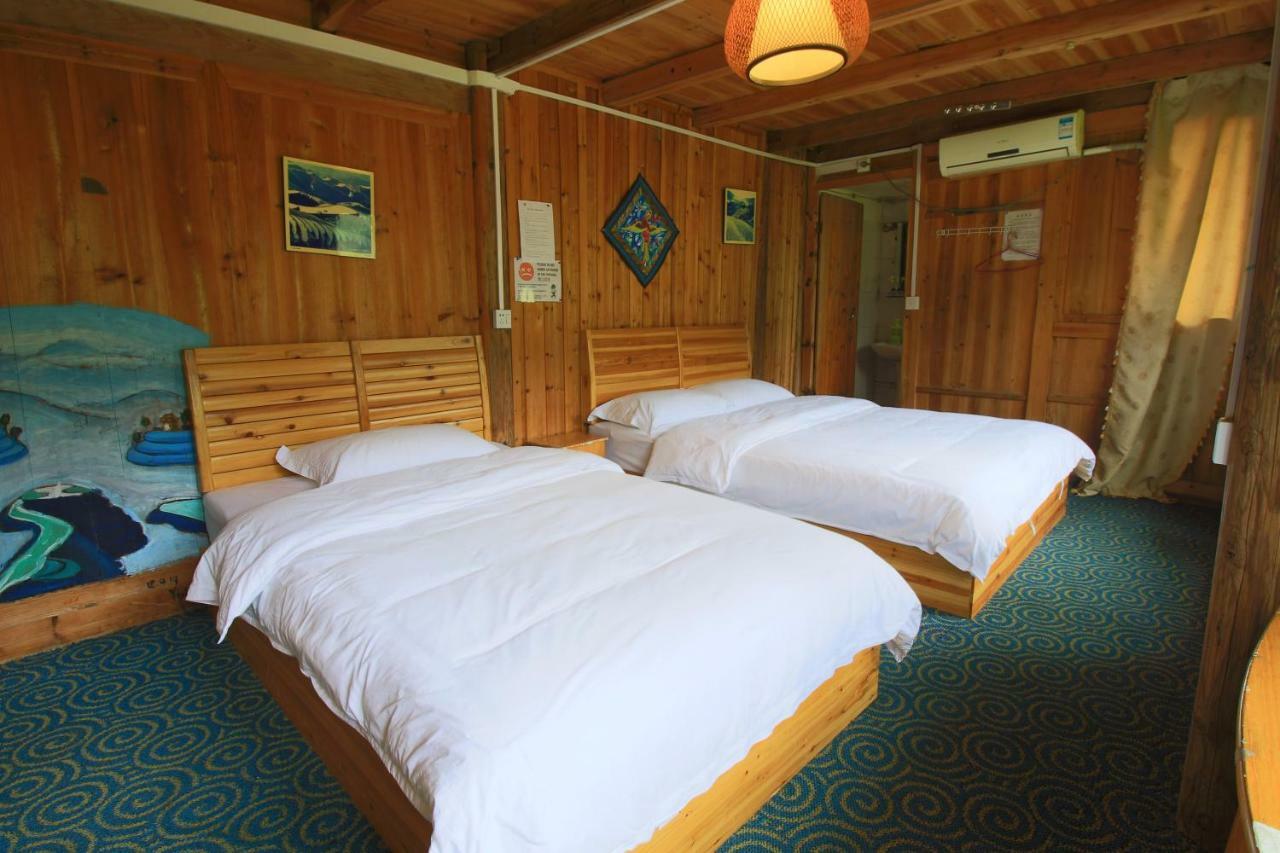 Dragon'S Den Hostel 竜勝 エクステリア 写真